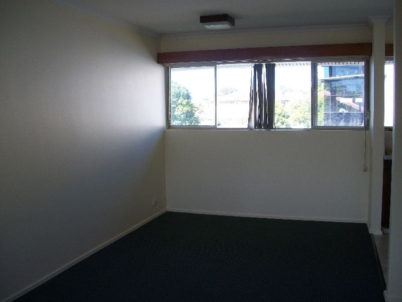 3/183 Nursery Road, Holland Park QLD 4121