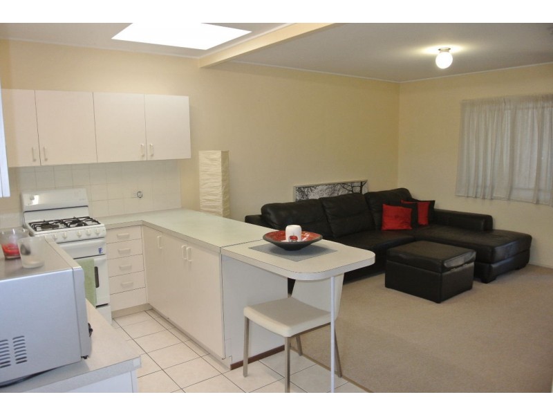 1/27 York Street, Coorparoo QLD 4151