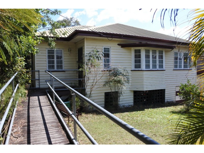 131 Jones Road, Carina Heights QLD 4152