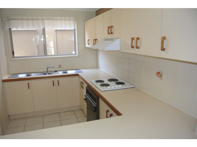 2/58 Wentworth Drive, Capalaba QLD 4157