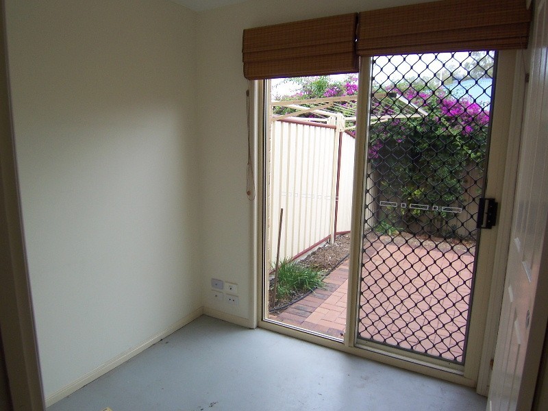 8/12 Kent Street, Coorparoo QLD 4151