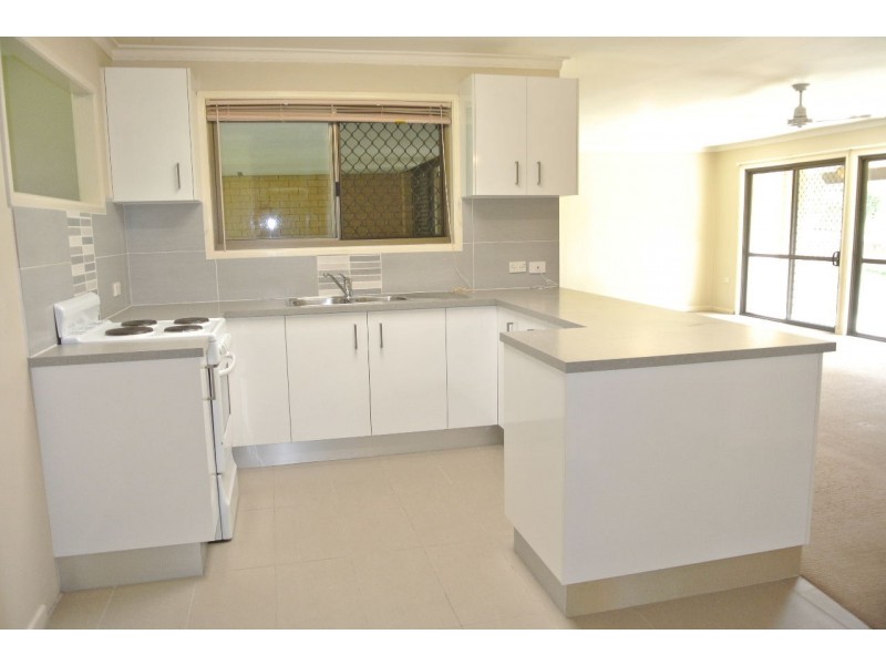 6 Edred Street, Carindale QLD 4152