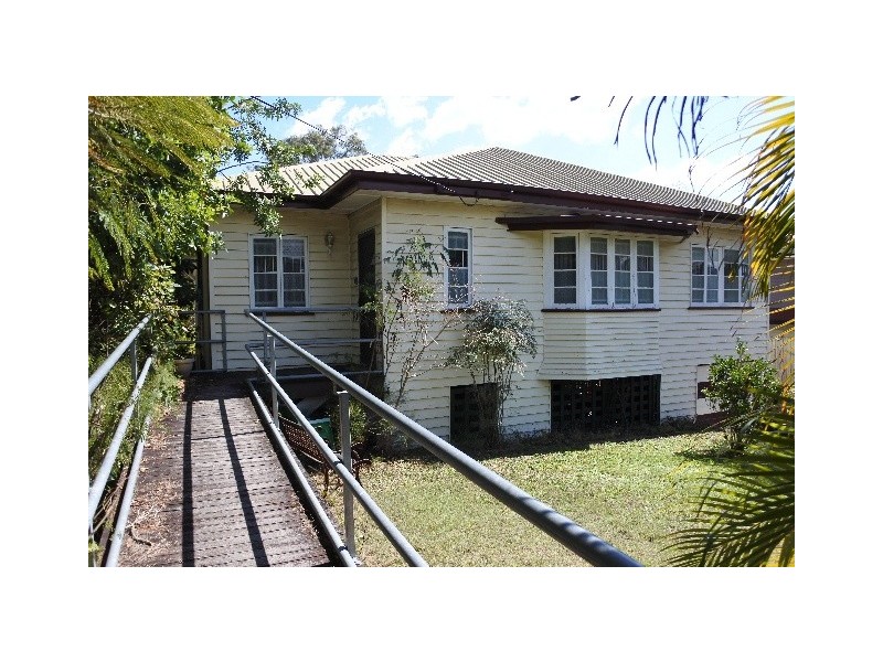 131 Jones Road, Carina Heights QLD 4152