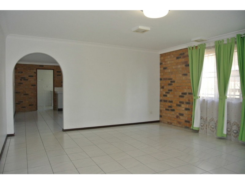 12 Lindisfarne Street, Carindale QLD 4152