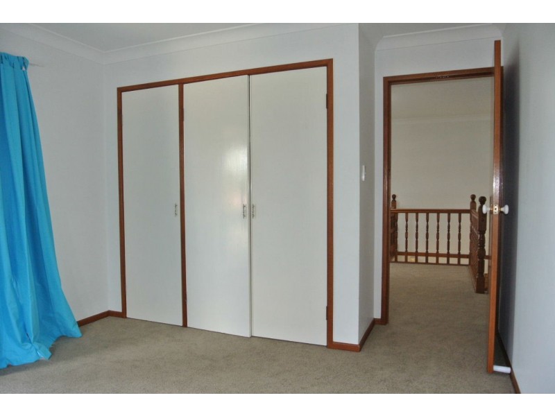 12 Lindisfarne Street, Carindale QLD 4152