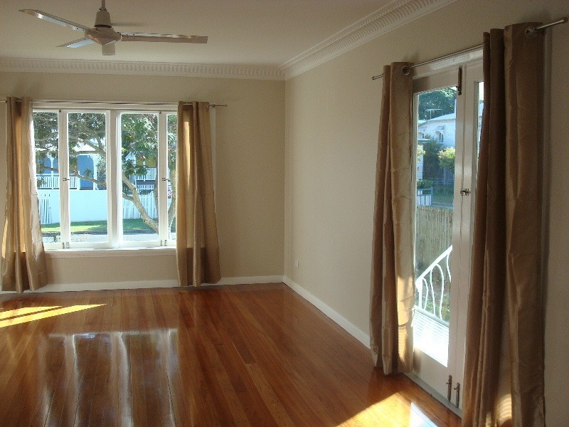 51 Watson Street, Camp Hill QLD 4152