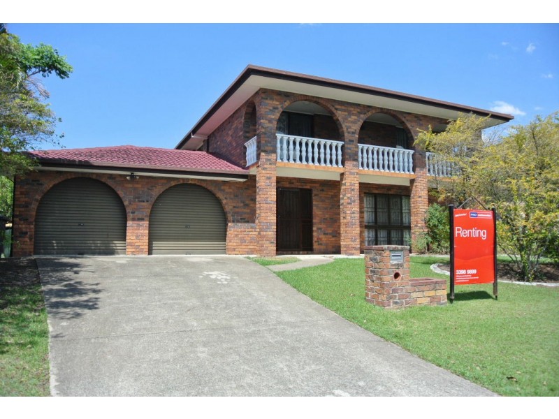 12 Lindisfarne Street, Carindale QLD 4152