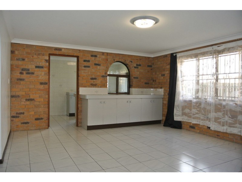 12 Lindisfarne Street, Carindale QLD 4152