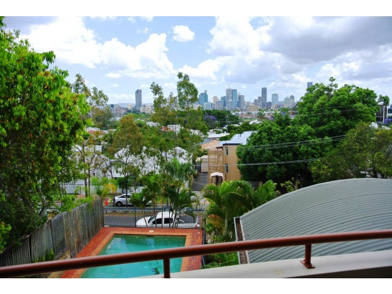 3/28 Norman Cres, Norman Park QLD 4170