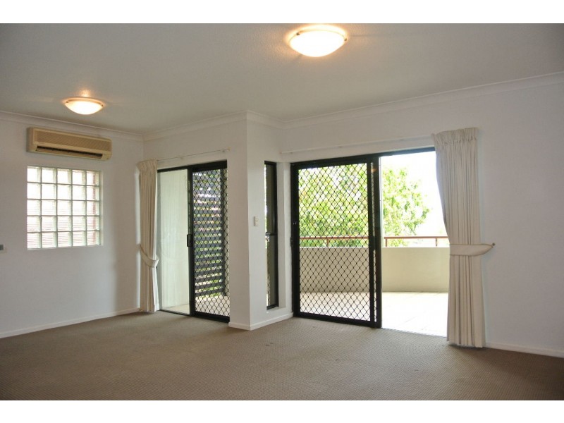 3/28 Norman Cres, Norman Park QLD 4170
