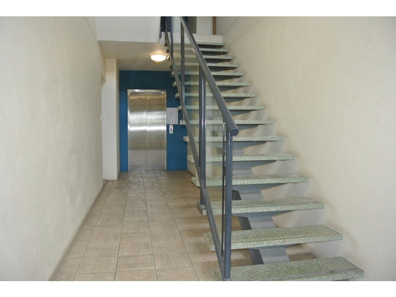 3/28 Norman Cres, Norman Park QLD 4170