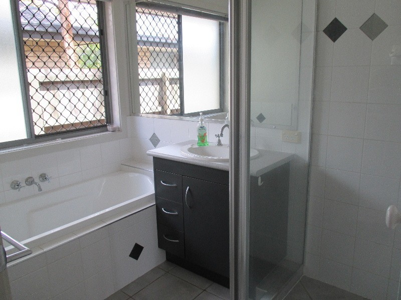 10 Merle Court, Birkdale QLD 4159