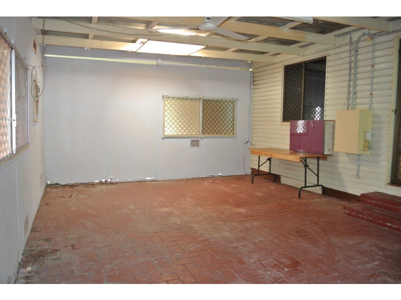 21 Bineen Street, Carina QLD 4152