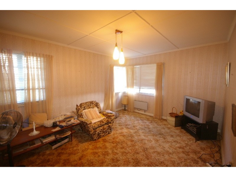 4 Corfield Street, Carina QLD 4152