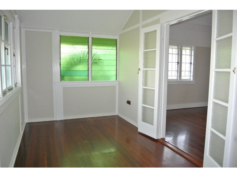 41 Clara Street, Camp Hill QLD 4152