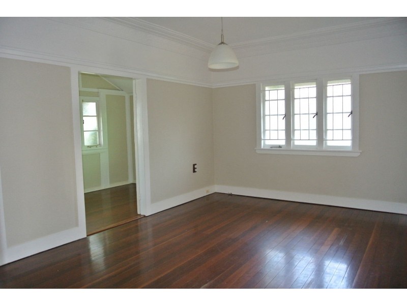 41 Clara Street, Camp Hill QLD 4152