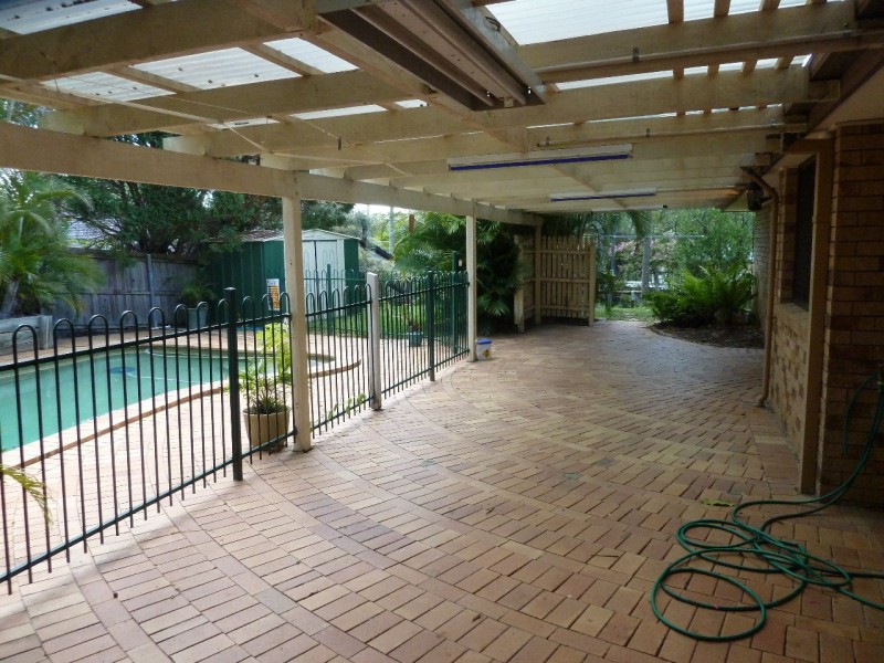 1 Witney Court, Alexandra Hills QLD 4161