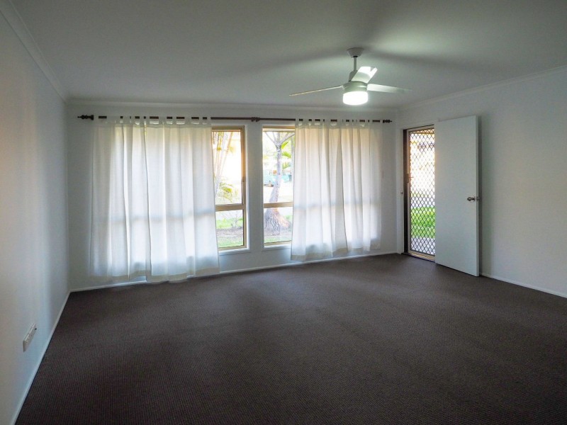 1 Brolga Street, Thorneside QLD 4158