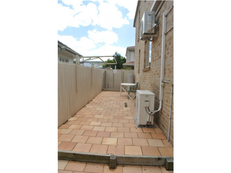 2/4 Harry Street, Zillmere QLD 4034