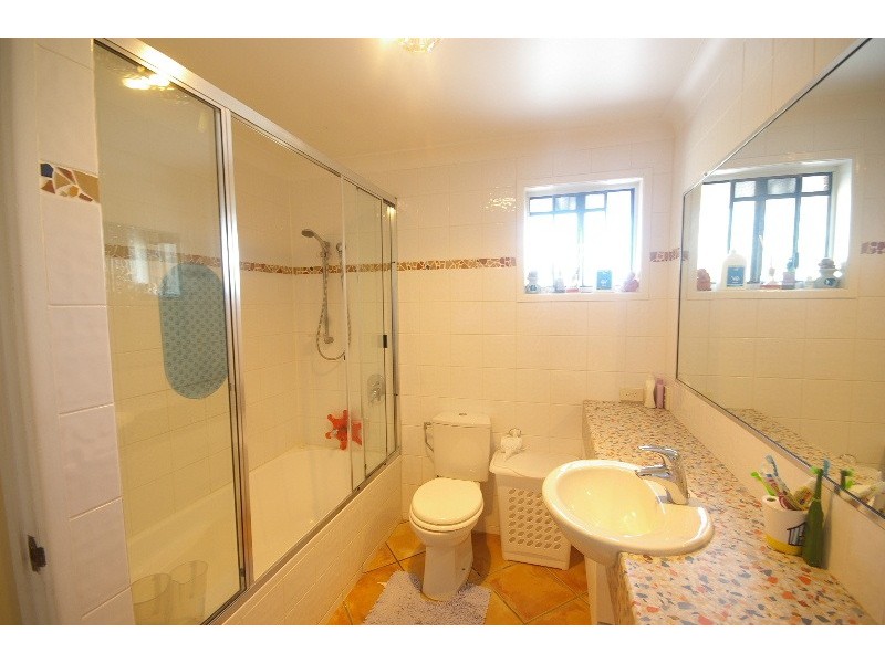 5 Glamis Court, Carindale QLD 4152