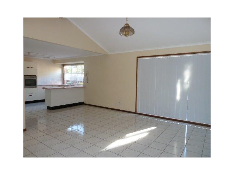 19 Ellora Street, Alexandra Hills QLD 4161