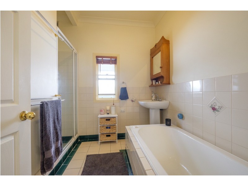 42 Radius Street, Wynnum QLD 4178