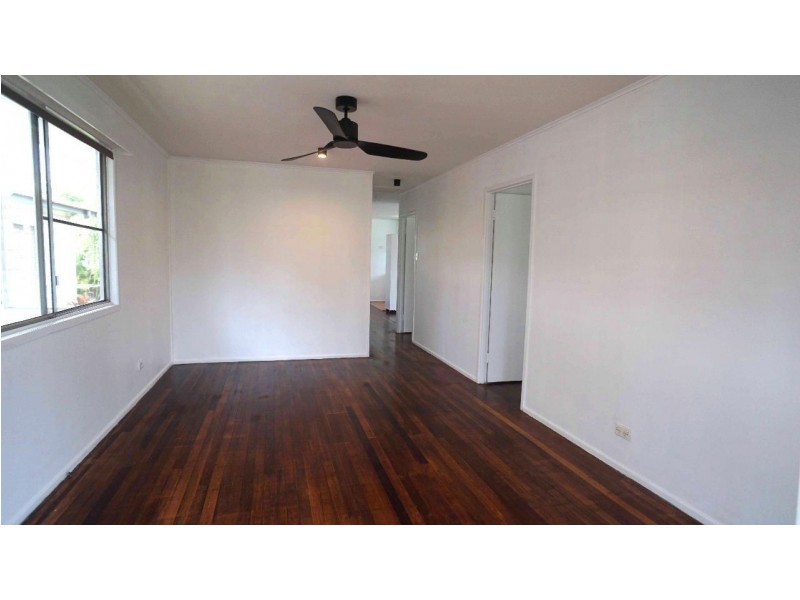 30 Wood Avenue, Carina QLD 4152