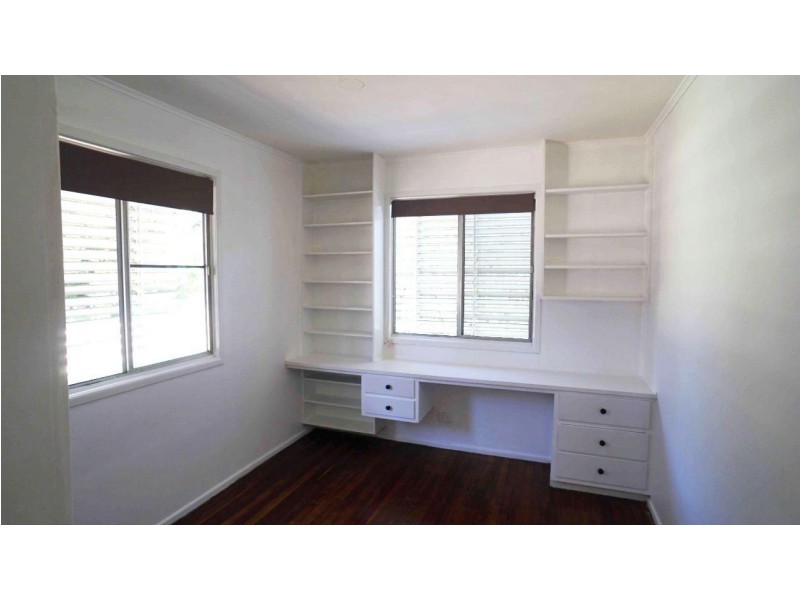 30 Wood Avenue, Carina QLD 4152