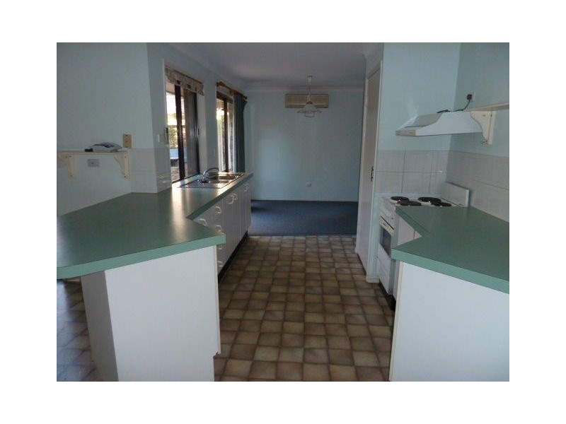 16 Houndslow Street, Alexandra Hills QLD 4161