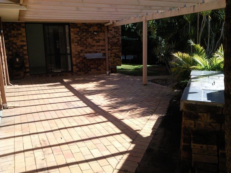 16 Houndslow Street, Alexandra Hills QLD 4161