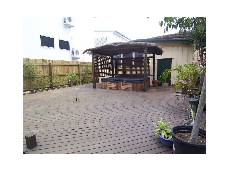 7 Zahel Street, Carina QLD 4152