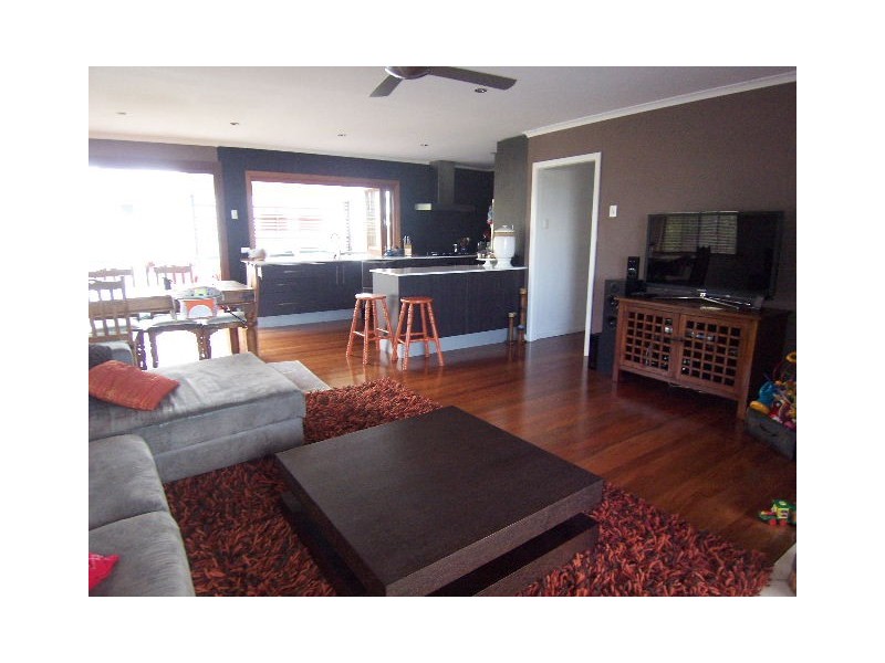 7 Zahel Street, Carina QLD 4152