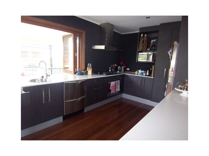 7 Zahel Street, Carina QLD 4152