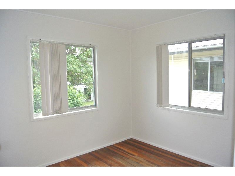 24 Wood Avenue, Carina QLD 4152