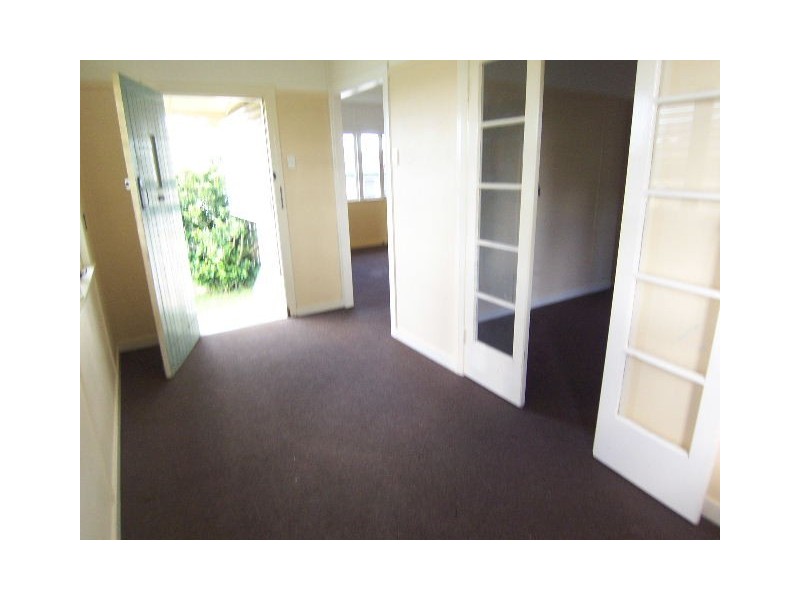 9 Crystal Street, Holland Park QLD 4121