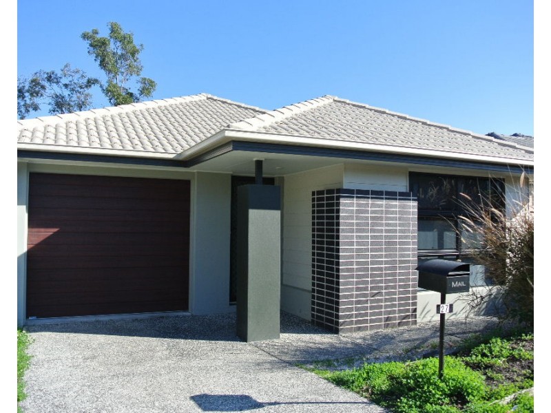 27 Ravensbourne Circuit, Waterford QLD 4133