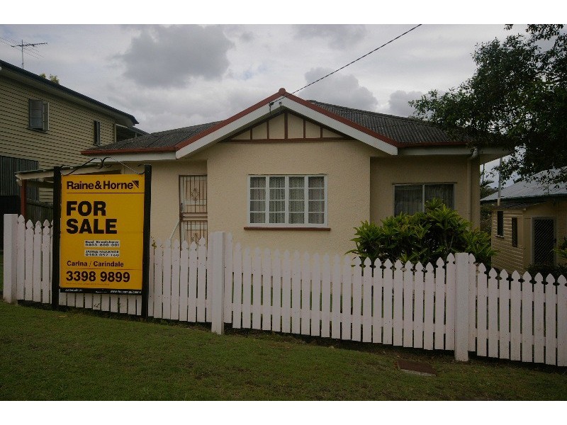 13 Waverley Road, Camp Hill QLD 4152