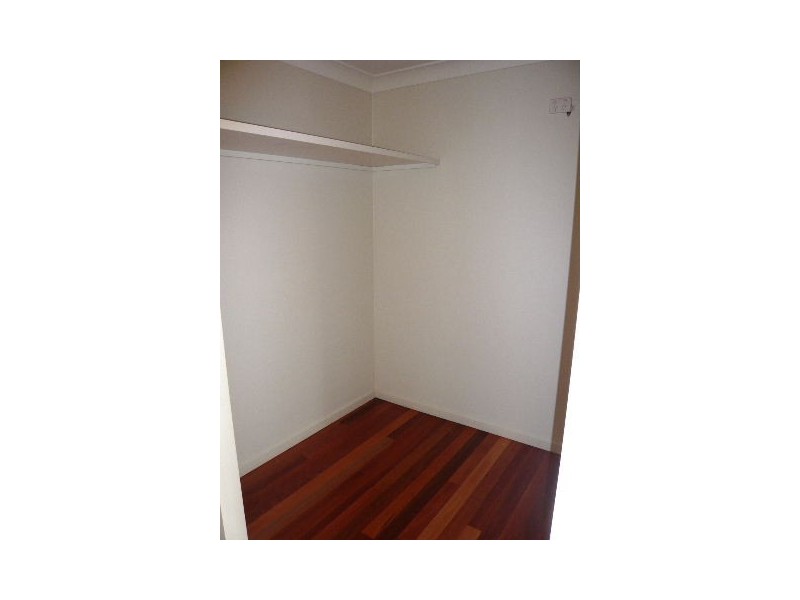 25 South Street, Cleveland QLD 4163