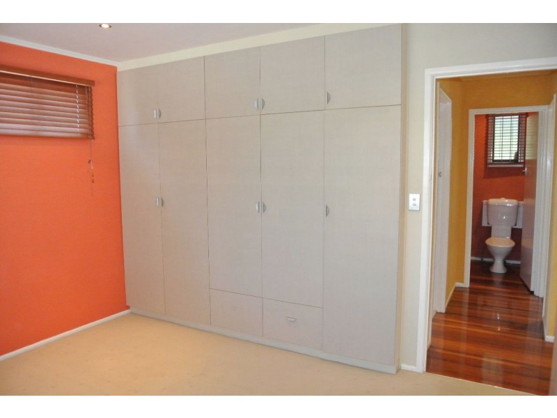 34 Mee Street, Carina QLD 4152