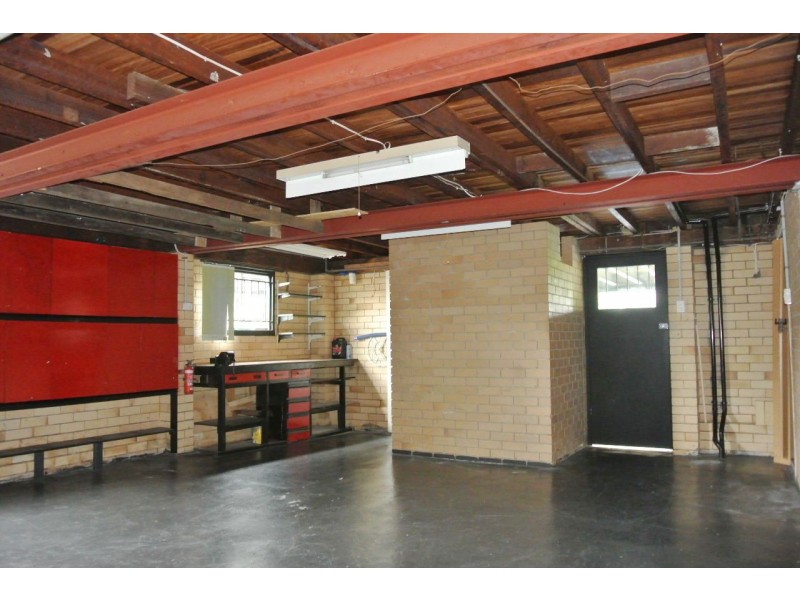 34 Mee Street, Carina QLD 4152