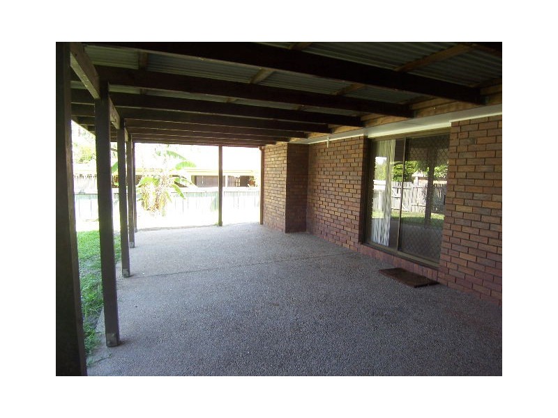 4 Kennet Place, Carina QLD 4152