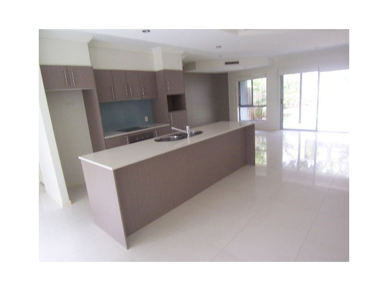 21/276  Pine Mountain Road, Carina Heights QLD 4152