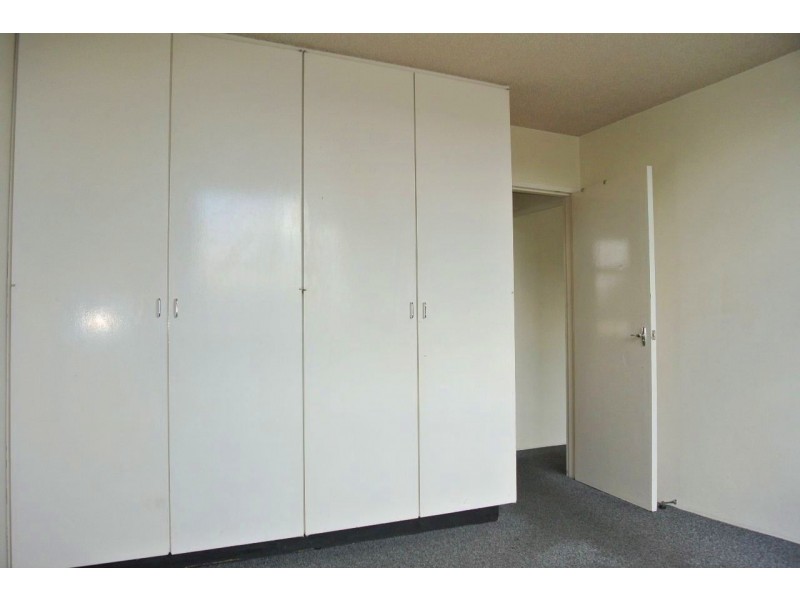 2/23 Holland Street, Greenslopes QLD 4120