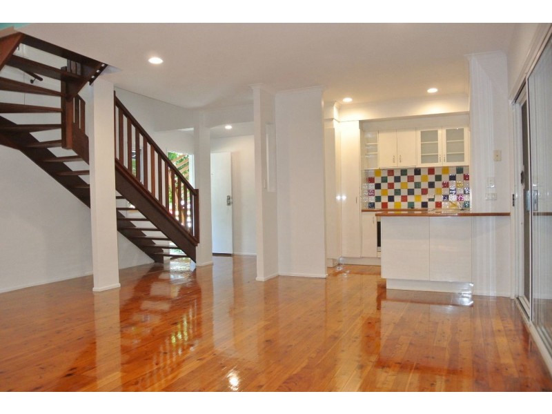 5 Ashby Street, Fairfield QLD 4103