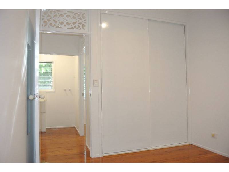 5 Ashby Street, Fairfield QLD 4103