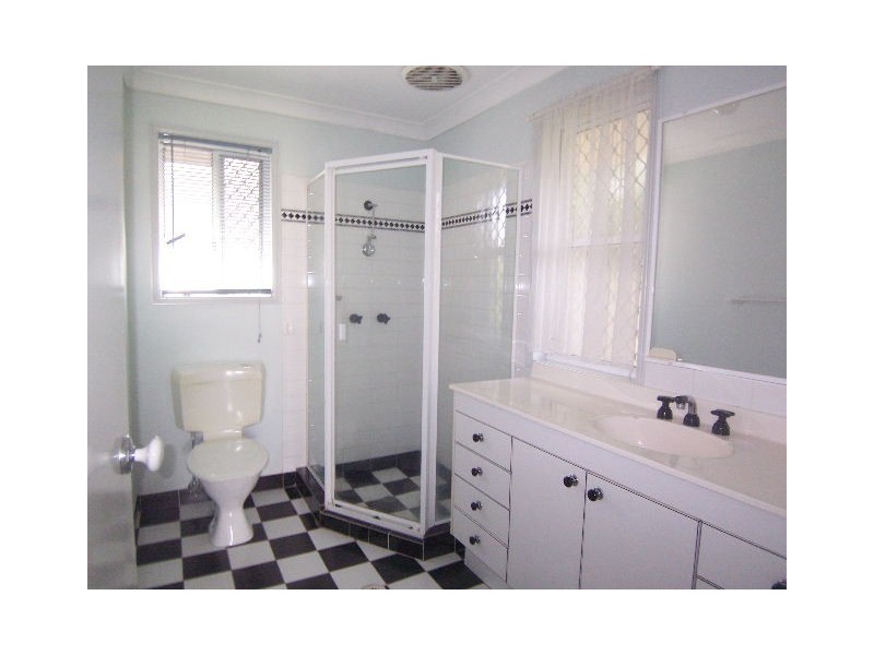 11 Tonbridge Street, Tingalpa QLD 4173