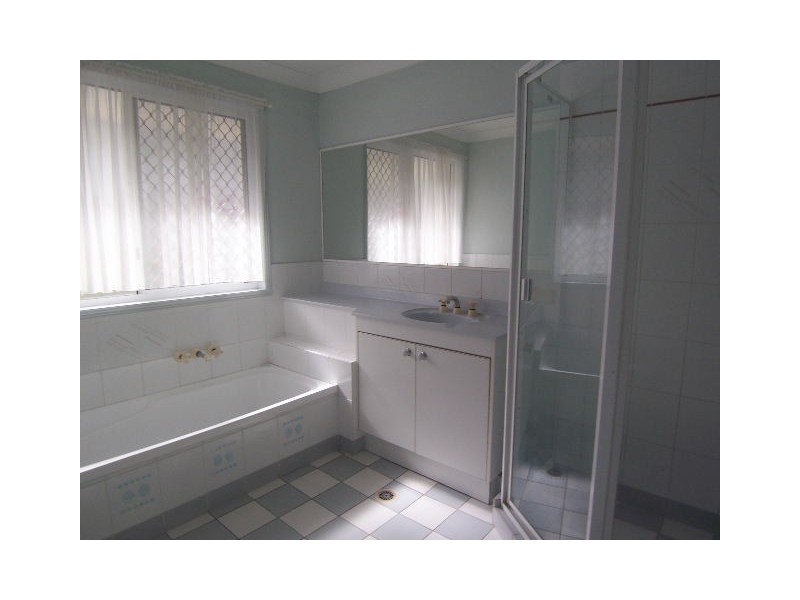11 Tonbridge Street, Tingalpa QLD 4173