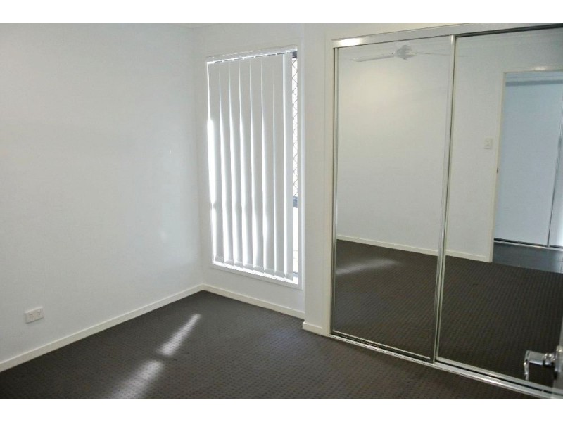 27 Ravensbourne Circuit, Waterford QLD 4133