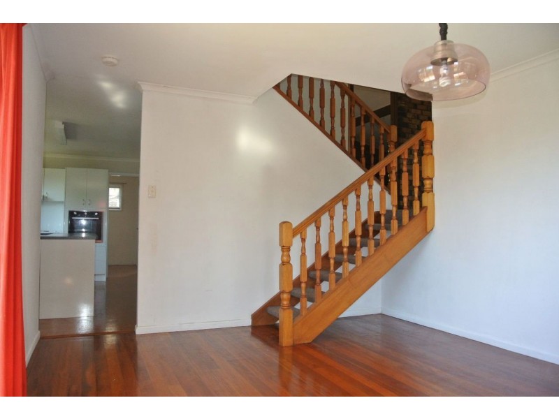 17 Harvest Street, Mansfield QLD 4122