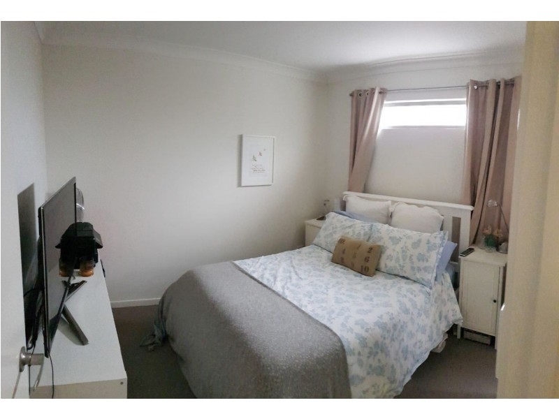 8/24 Dickenson Street, Carina QLD 4152